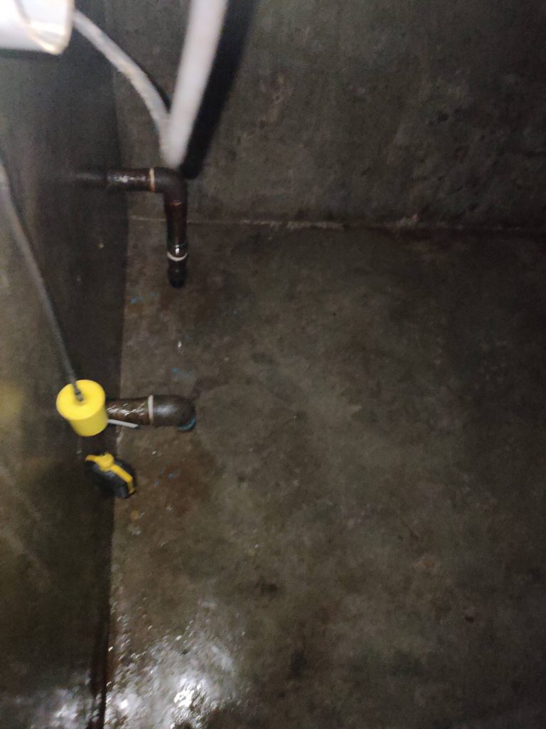 Cisterna durante el servicio de limpieza